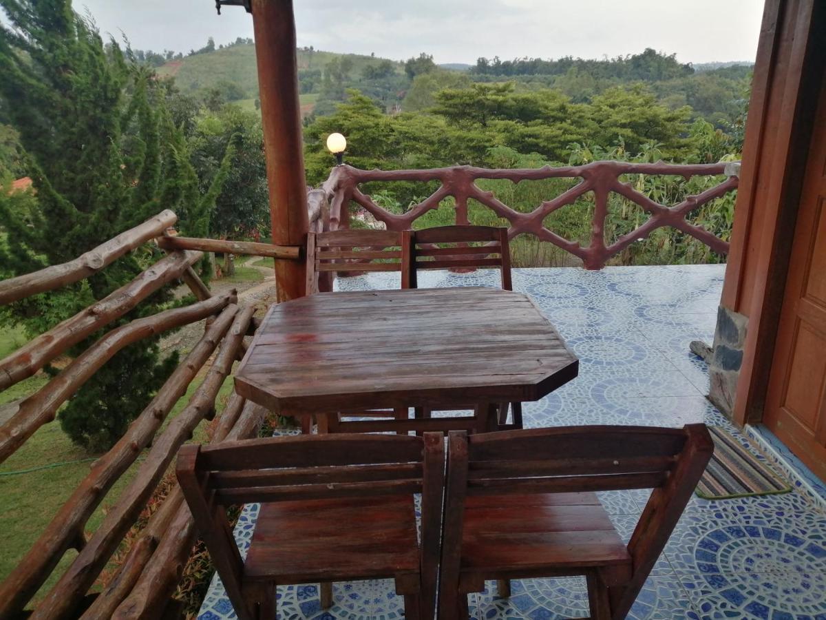 Indah Garden Hill Resort Фечабун Екстериор снимка