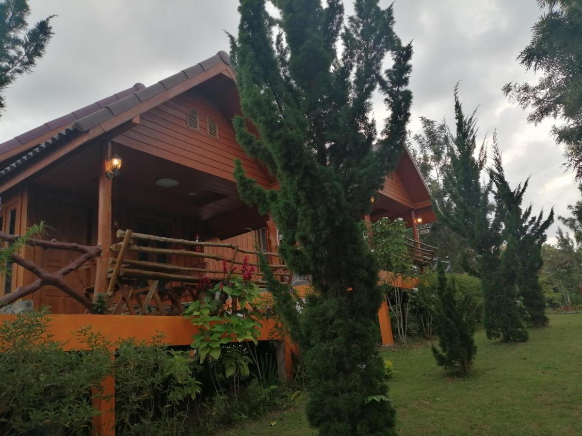 Indah Garden Hill Resort Фечабун Екстериор снимка